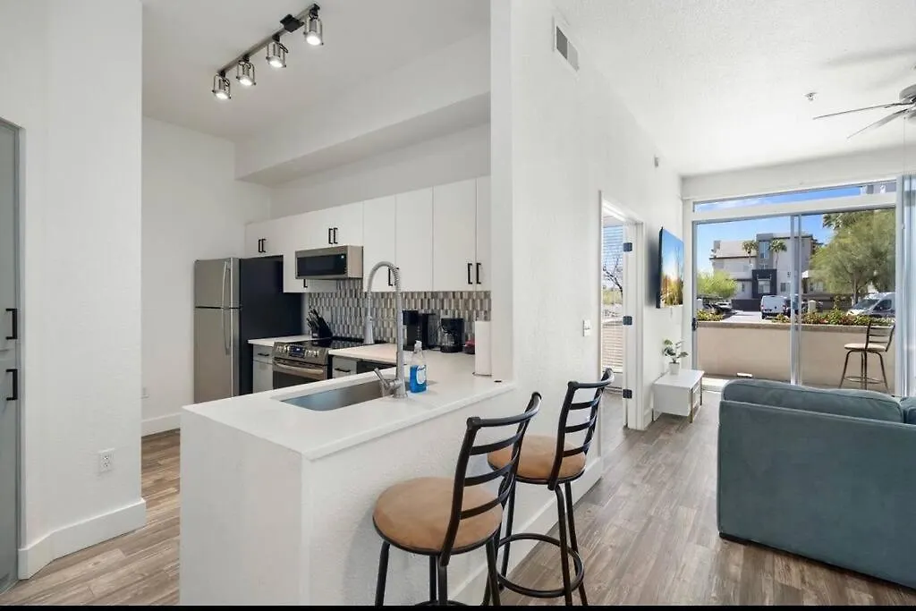 Modern 2 Bedroom Apt In Scottsdale United States